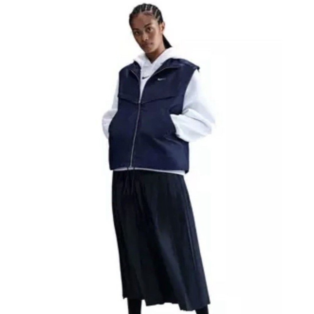 NWT Nike Sportswear Windrunner Women's Shine Vest Medium Oversized Fit